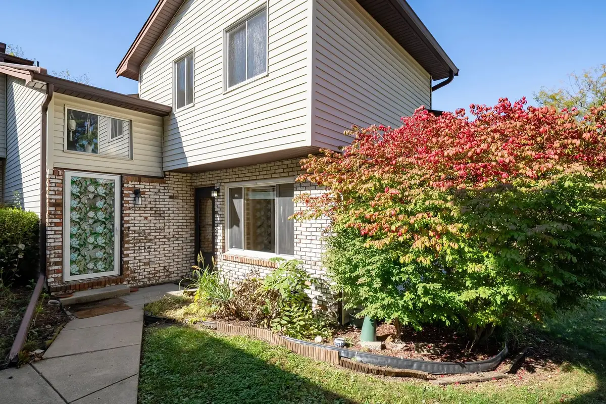 101 N Orr Drive #6, Normal, IL 61761 - #1