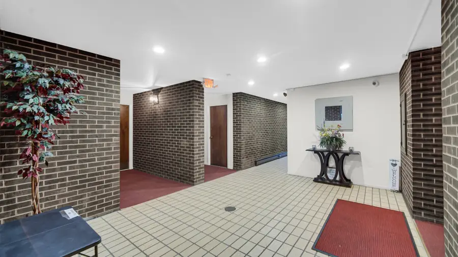 1117 Leavitt Avenue #114, Flossmoor, IL 60422 - #3