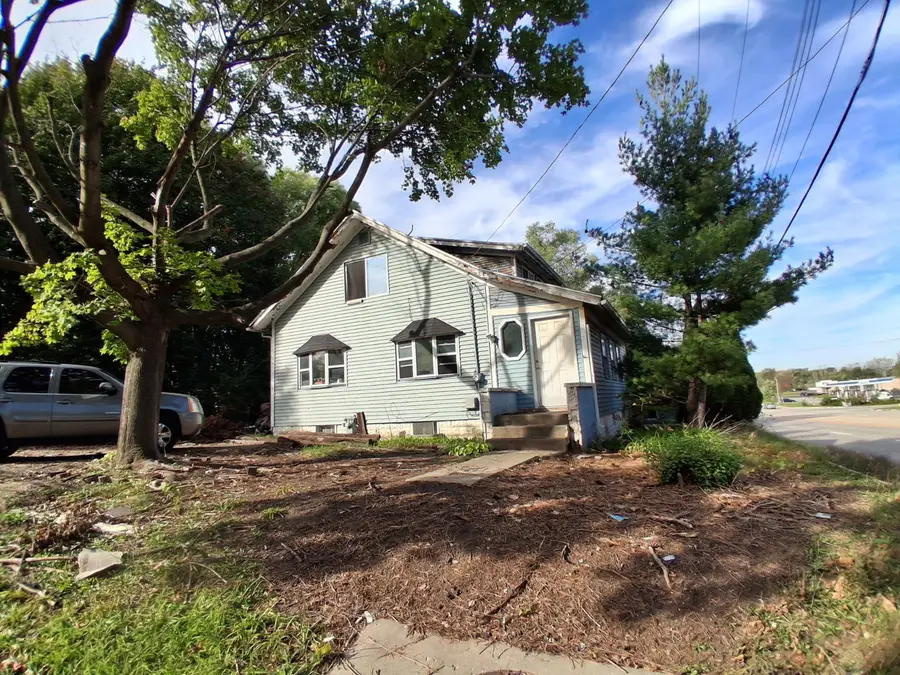 302 N Springfield Avenue, Rockford, IL 61101 - #2