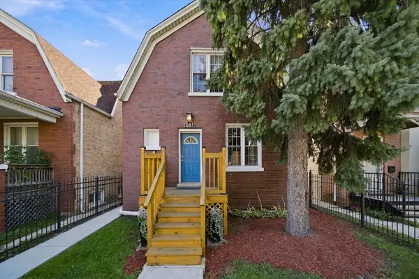 851 N Karlov Avenue, Chicago, IL 60651