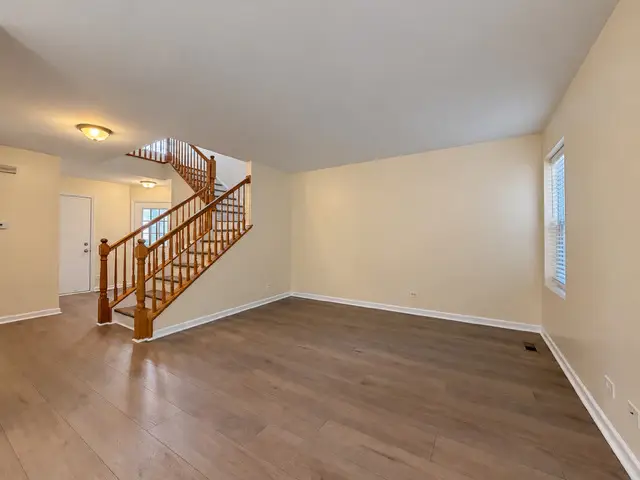 2441 Stoughton Circle #2441, Aurora, IL 60502 - #3