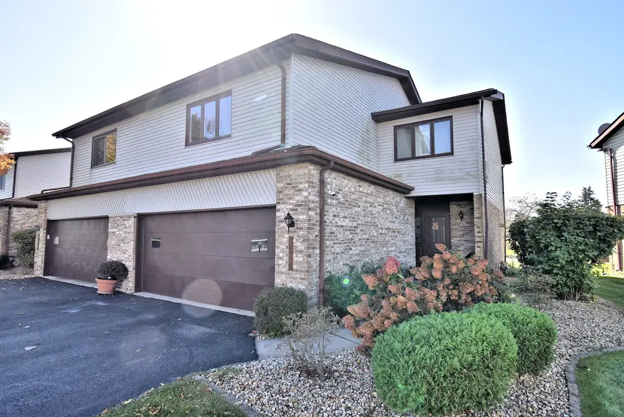 19716 Lake Shore Drive, Lynwood, IL 60411 - #2
