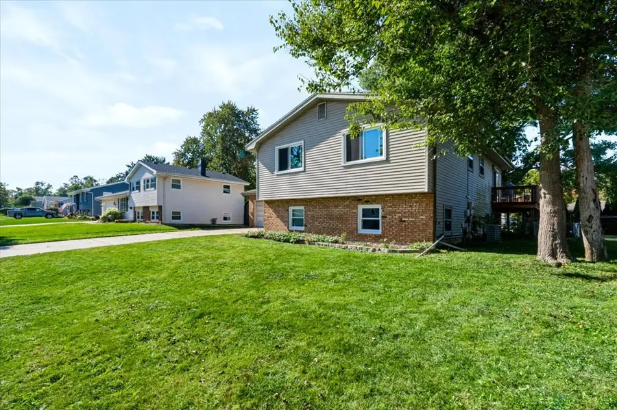107 S Bayberry Court, Bloomington, IL 61704 - #3