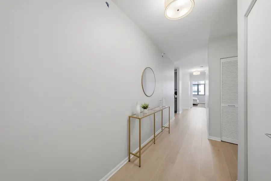 630 N State Street #1208, Chicago, IL 60654 - #2