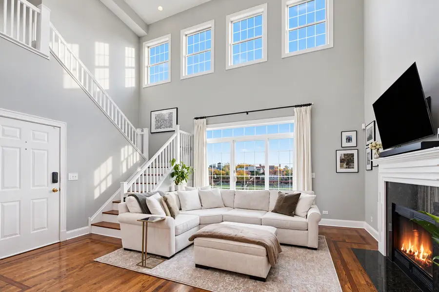 1652 W Augusta Boulevard #3W, Chicago, IL 60622 - #2