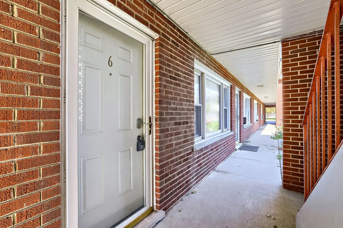 1101 E Algonquin Road #6, Arlington Heights, IL 60005 - #1