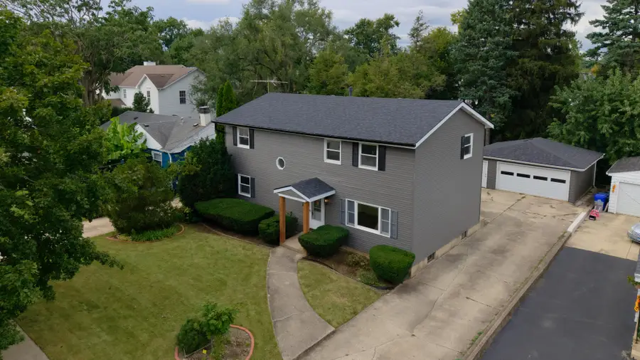 829 E Evergreen Street, Wheaton, IL 60187 - #2