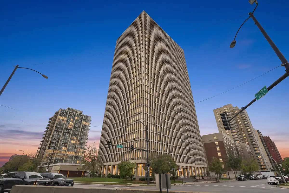 6700 S South Shore Drive #4K, Chicago, IL 60649 - #1
