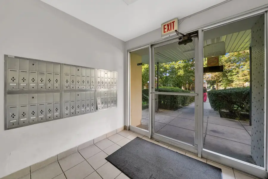 6161 N Hoyne Avenue #504, Chicago, IL 60659 - #3