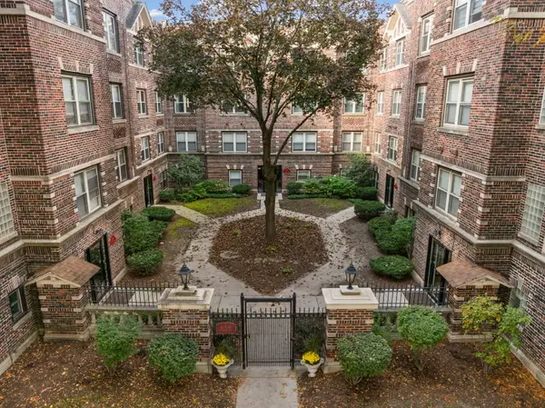 30 6th Avenue #2F, La Grange, IL 60525