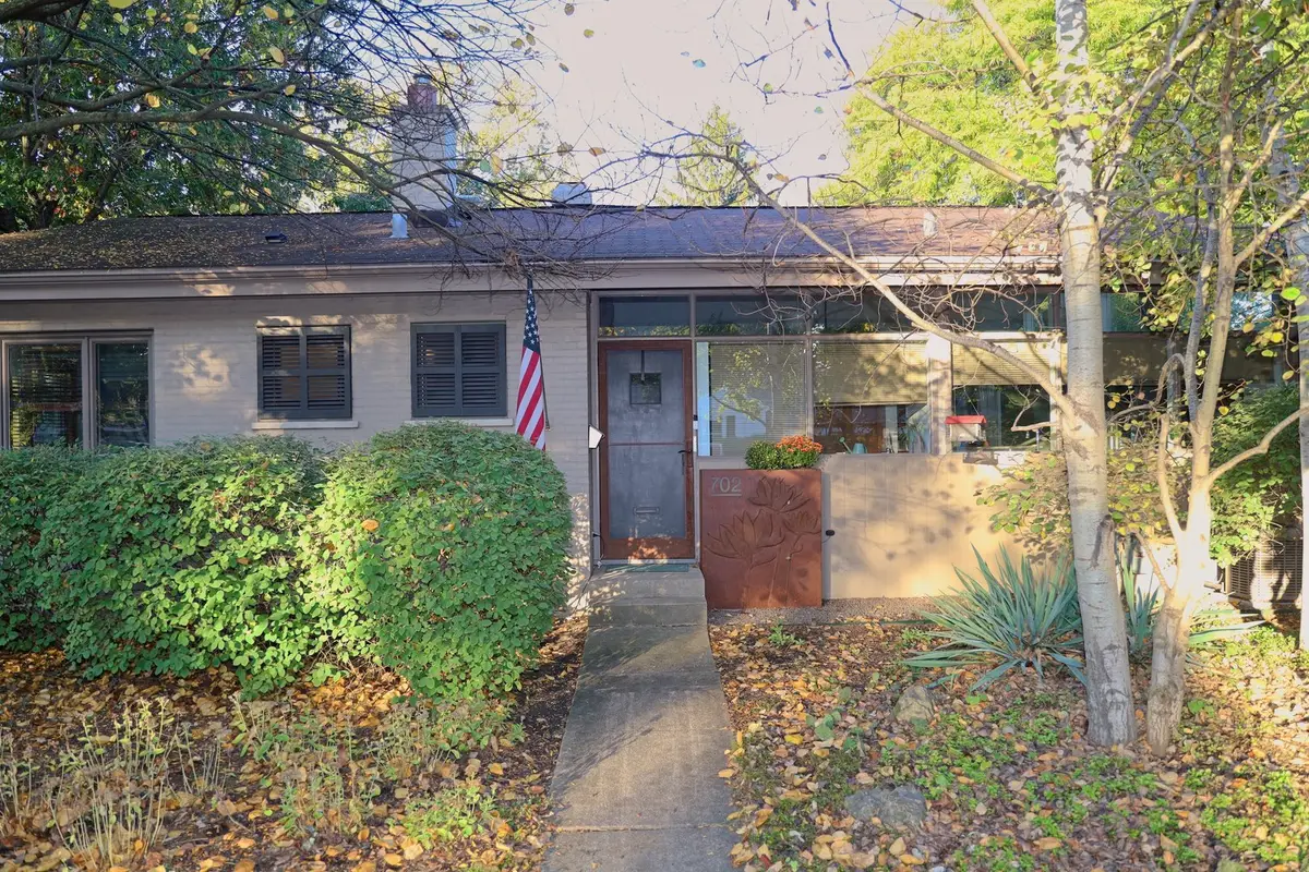 702 Kemman Avenue, La Grange Park, IL 60526 - #1