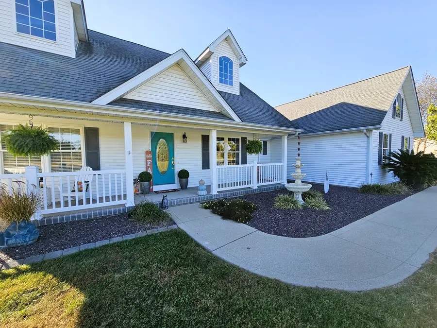 18121 N Jefferson Field Lane, Mount Vernon, IL 62864 - #3