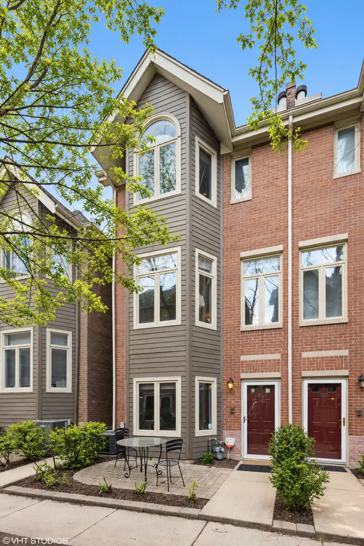 1238 W Fletcher Street #G, Chicago, IL 60657 - #1