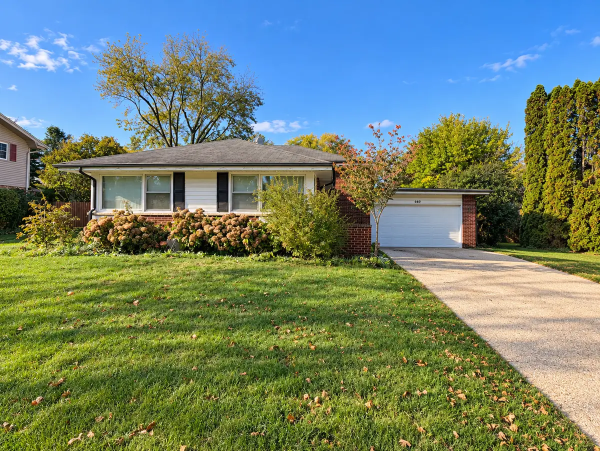 460 N Macarthur Drive, Palatine, IL 60074 - #1