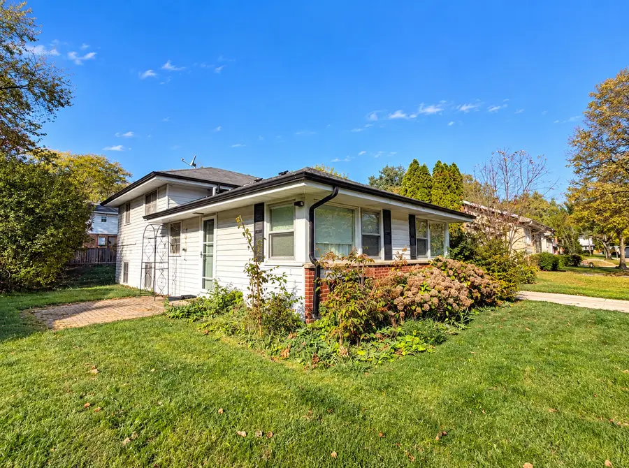460 N Macarthur Drive, Palatine, IL 60074 - #2