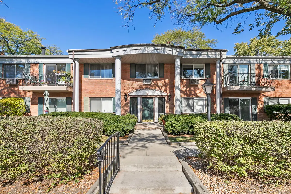 2311 S Goebbert Road #B103, Arlington Heights, IL 60005 - #1