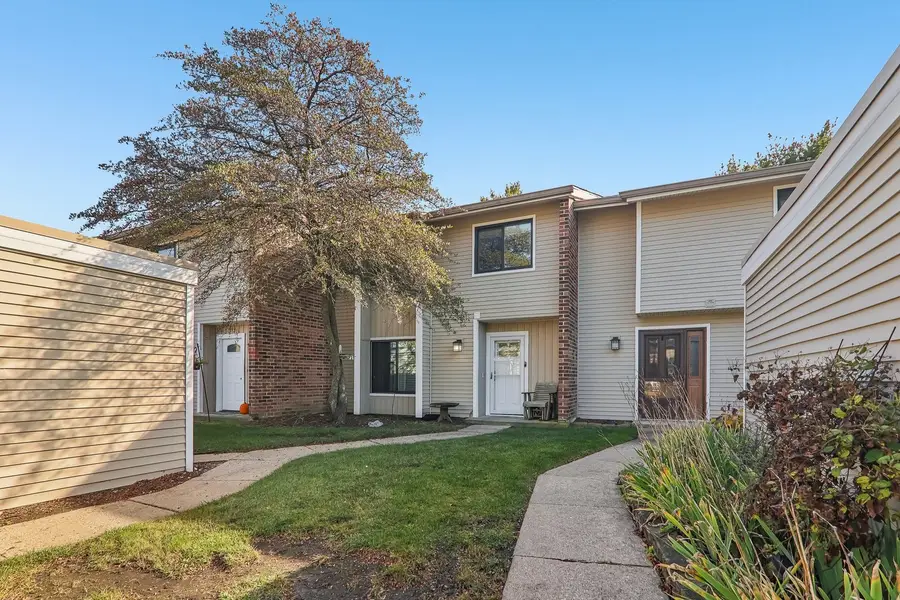1067 Cascade Drive #1067, Aurora, IL 60506 - #2