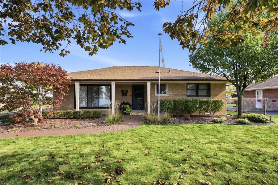 Address Withheld By Seller, Chicago Ridge, IL 60415 - #2