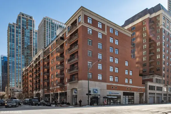 33 W Huron Street #607, Chicago, IL 60654
