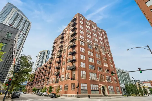 360 W Illinois Street #613, Chicago, IL 60654