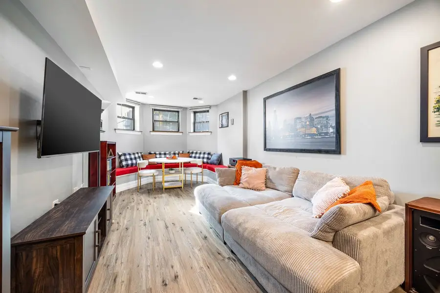 746 W Cornelia Avenue #GW, Chicago, IL 60657 - #3