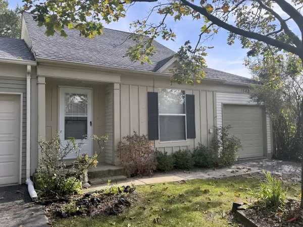 1543 N Gatewood Avenue, Palatine, IL 60067