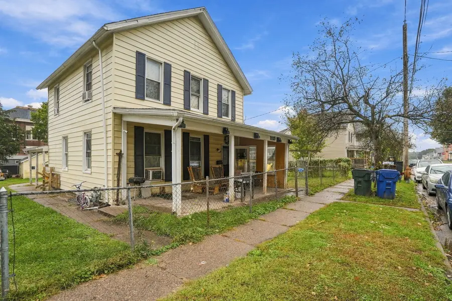 1115 W 7th Street, Davenport, IA 52802 - #2