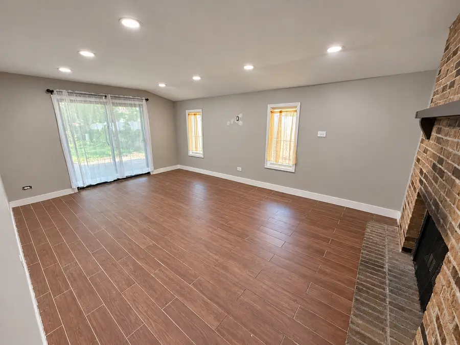 310 N Illinois Avenue, Glenwood, IL 60425 - #3