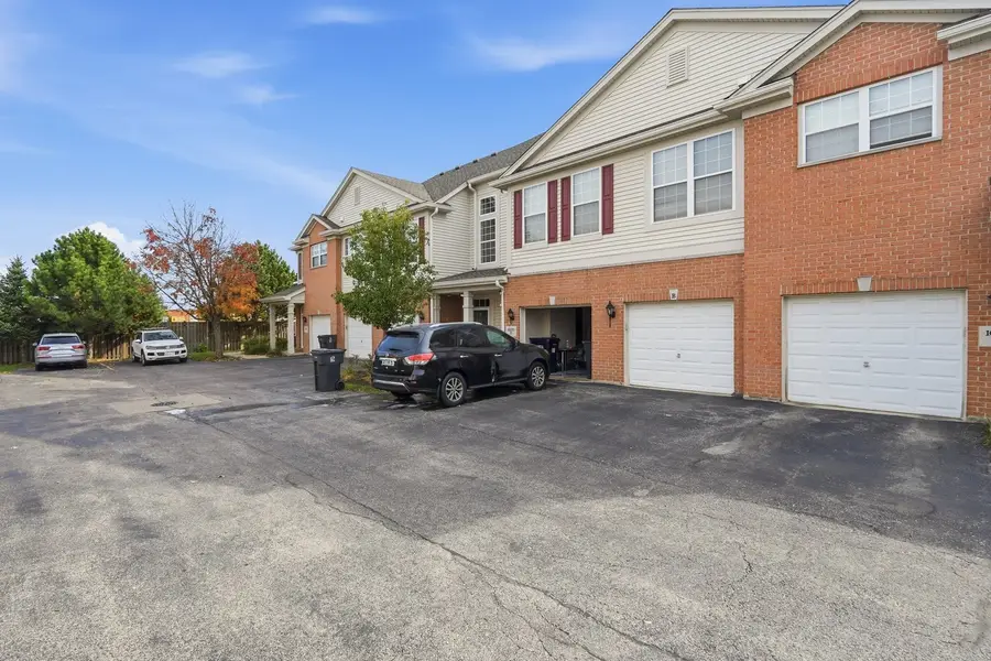 10235 Mulberry Lane, Bridgeview, IL 60455 - #3