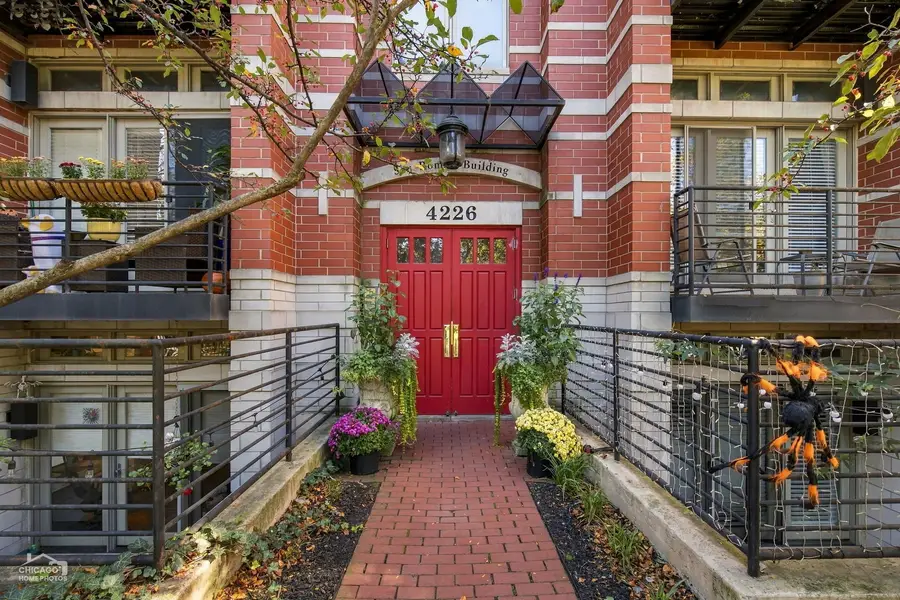 4226 N Ashland Avenue #4A, Chicago, IL 60613 - #3