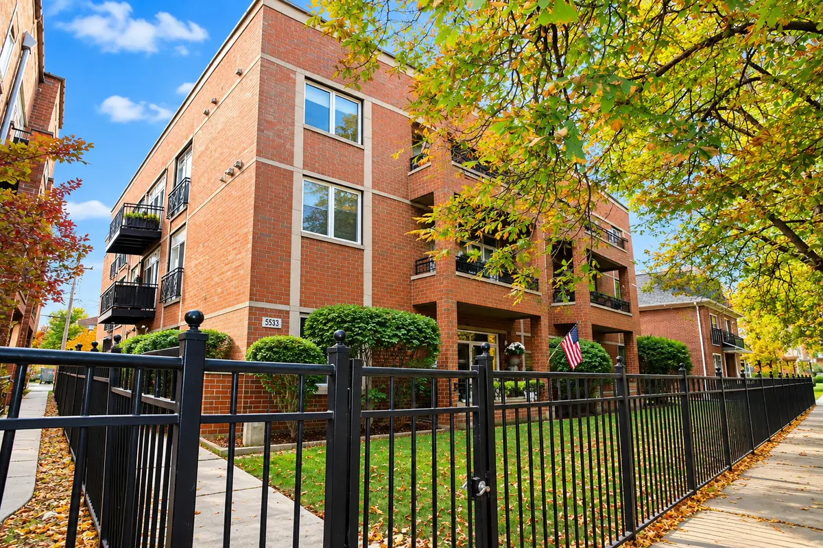 5533 W Higgins Avenue #304, Chicago, IL 60630 - #1