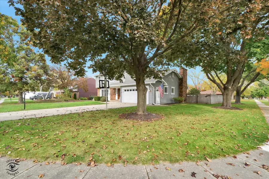 322 W Kendall Drive, Yorkville, IL 60560 - #2
