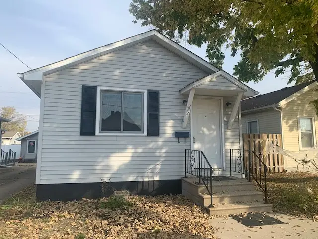 222 W Superior Street, Ottawa, IL 61350 - #2