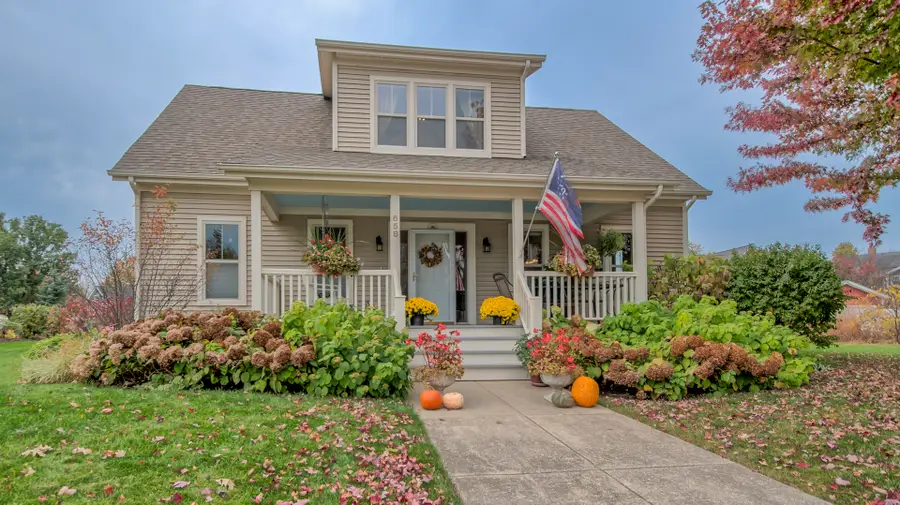 658 Indian Path Road, Grayslake, IL 60030 - #2