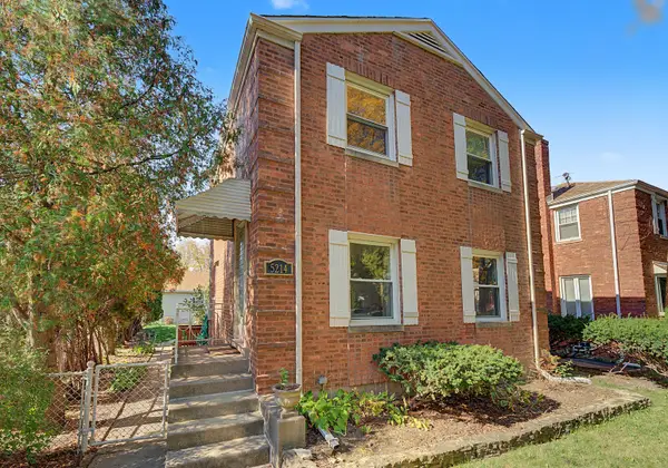 5214 N Oleander Avenue, Chicago, IL 60656