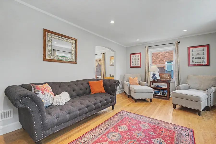 5214 N Oleander Avenue, Chicago, IL 60656 - #3