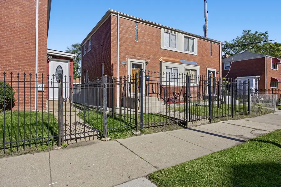 1708 E 73rd Street, Chicago, IL 60649 - #2