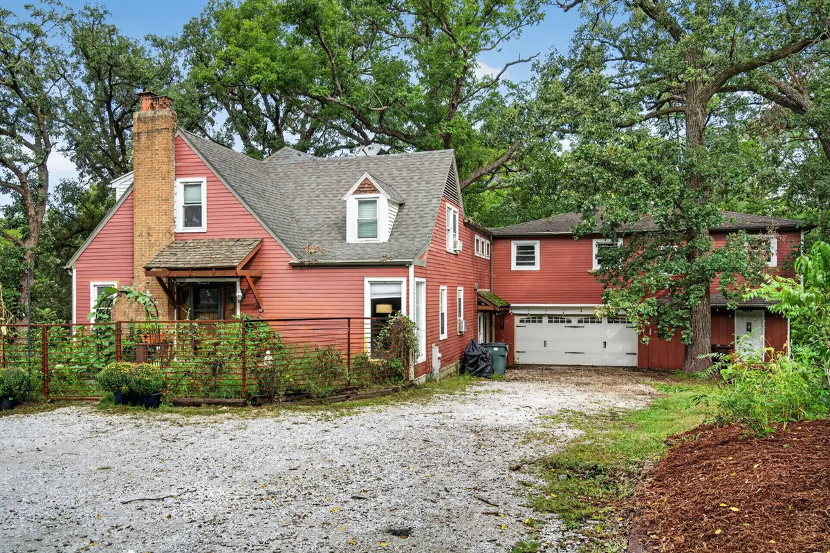 8060 W Woodvale Road, Frankfort, IL 60423 - #1