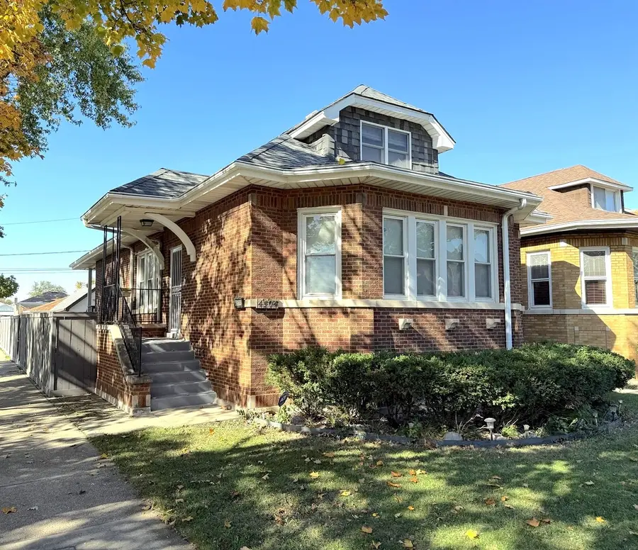 4504 N Mason Avenue, Chicago, IL 60630 - #2