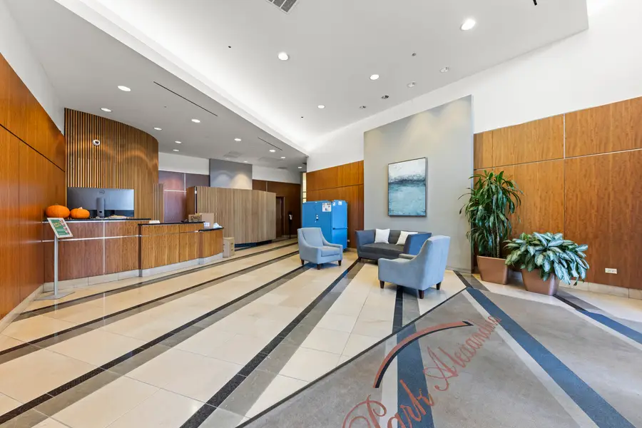 125 S Jefferson Street #1804, Chicago, IL 60661 - #3