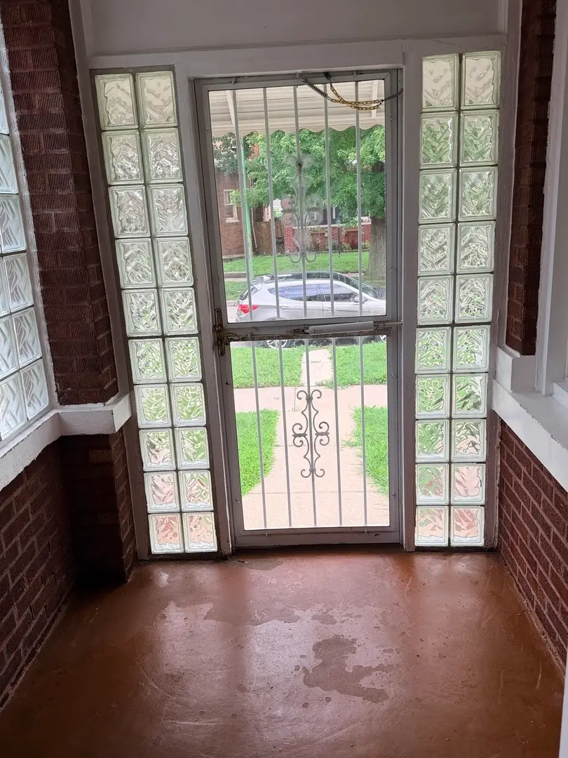 8118 S Rhodes Avenue, Chicago, IL 60619 - #3