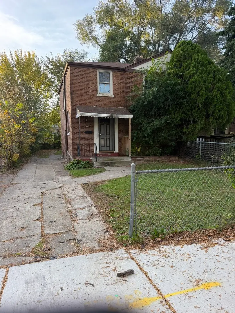 9728 S Chappel Avenue, Chicago, IL 60617 - #2