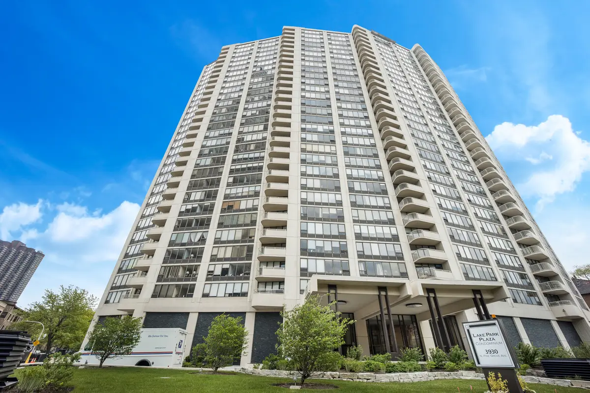 3930 N Pine Grove Avenue #1405, Chicago, IL 60613 - #1