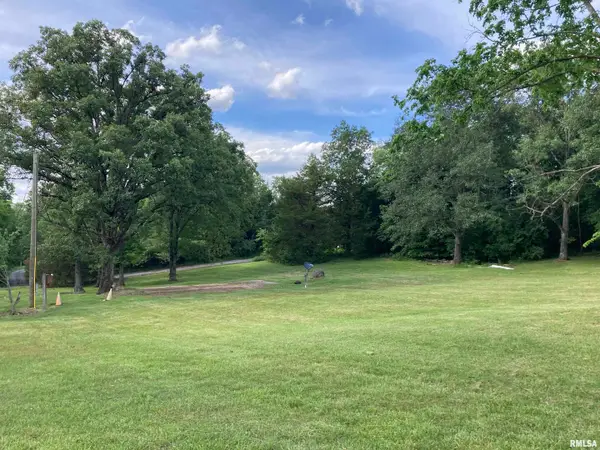 410 Cherokee Drive, Goreville, IL 62939