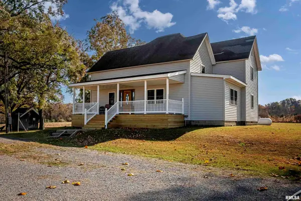 17064 Old Frankfort Road, Johnston City, IL 62951