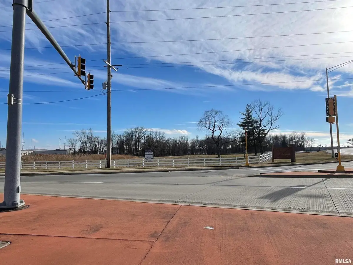 2103 The Hill Avenue, Marion, IL 62959 - Image #1