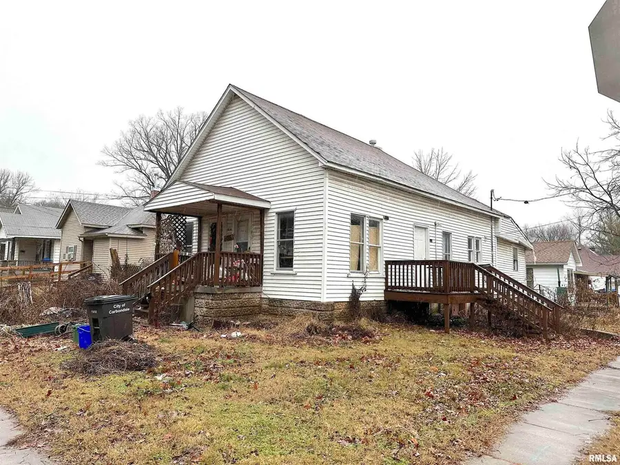 414 W Sycamore Street, Carbondale, IL 62901 - #2