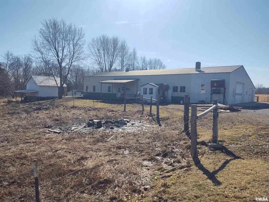 425 Pioneer Lane, Vienna, IL 62995 - #3