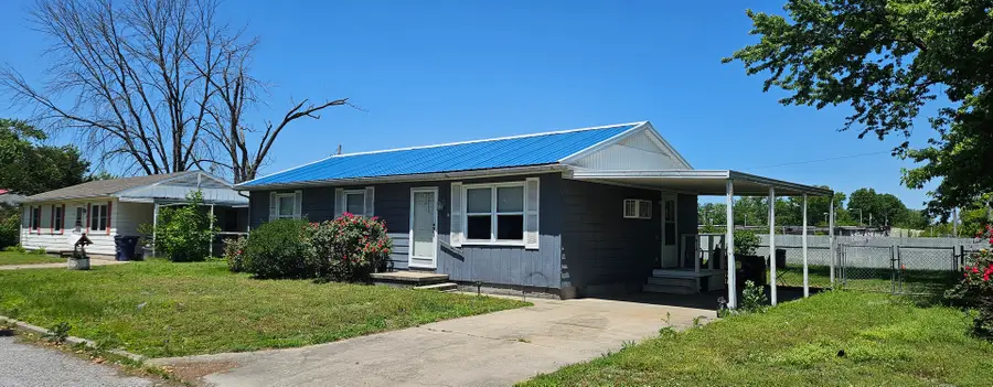 102 Mohawk Street, McClure, IL 62957 - #2