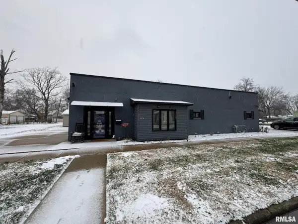 424 N College Street, Centralia, IL 62801